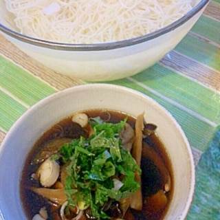 簡単！具沢山、茄子・豚肉・舞茸麺つゆＤＥ素麺